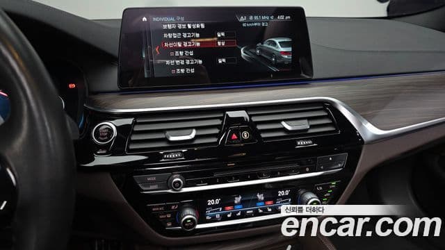 BMW 5시리즈 (G30) 520d M Sport Plus, 2018 17