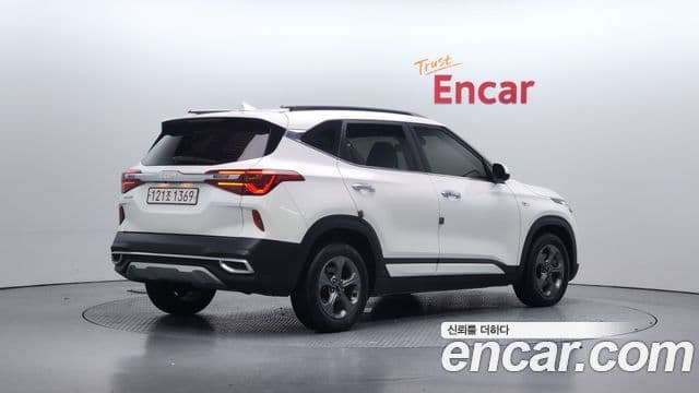 Kia Seltos Trendy, 2023 2