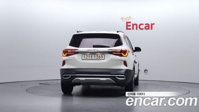 Kia Seltos Trendy, 2023 4