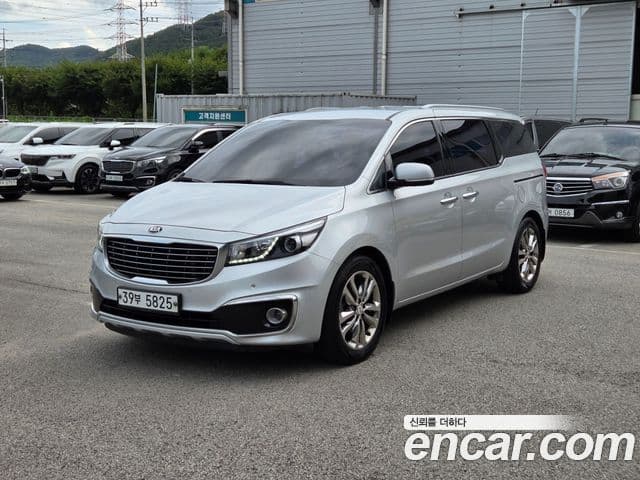 Kia All New Carnival Prestige, 2018 1