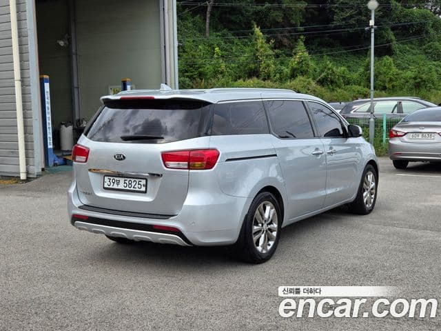 Kia All New Carnival Prestige, 2018 6