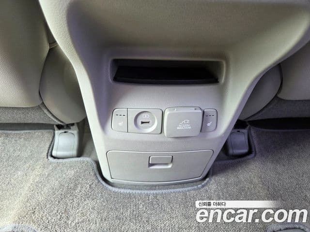 Kia All New Carnival Prestige, 2018 16