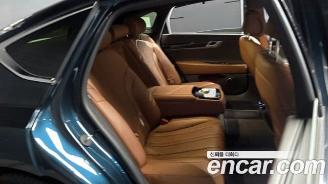 Genesis G80 (RG3) бензин 2.5 турбо 2WD, 2024 12