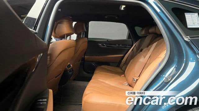 Genesis G80 (RG3) бензин 2.5 турбо 2WD, 2024 13