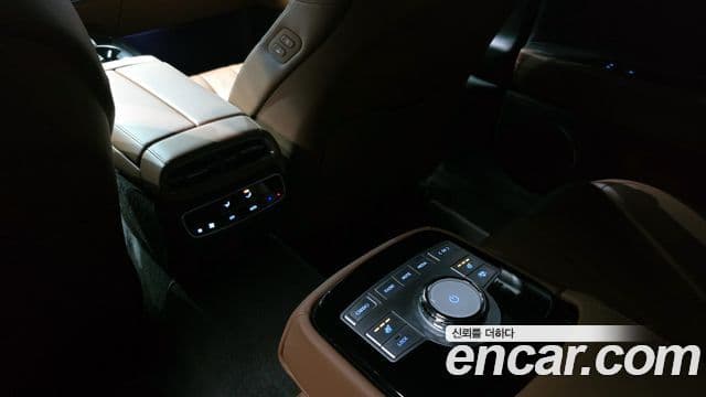 Genesis G80 (RG3) бензин 2.5 турбо 2WD, 2024 17