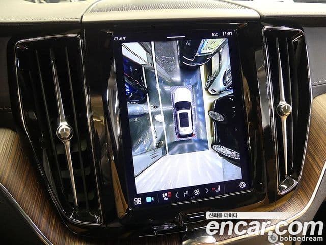 Volvo XC60 2세대 B5 Inscription, 2023 14