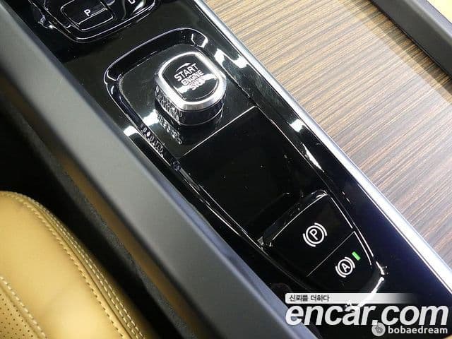 Volvo XC60 2세대 B5 Inscription, 2023 17