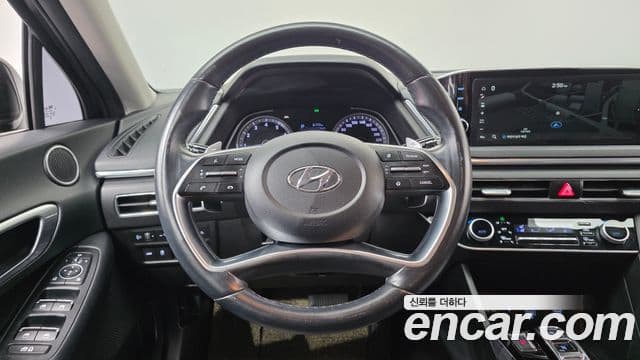 Hyundai Sonata (DN8) Premium Family, 2020 13