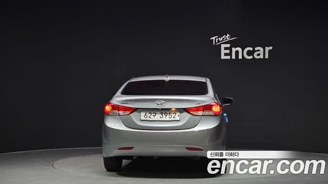 Hyundai Avante MD M16 GDI Avenue, 2013 4