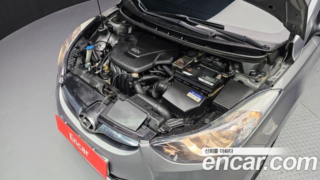 Hyundai Avante MD M16 GDI Avenue, 2013 6