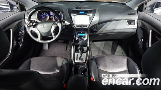 Hyundai Avante MD M16 GDI Avenue, 2013 7