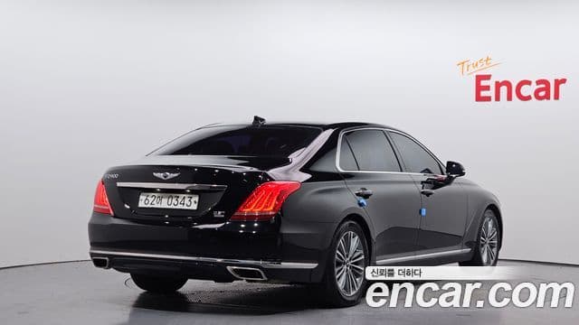 Genesis EQ900 Luxury, 2016 2