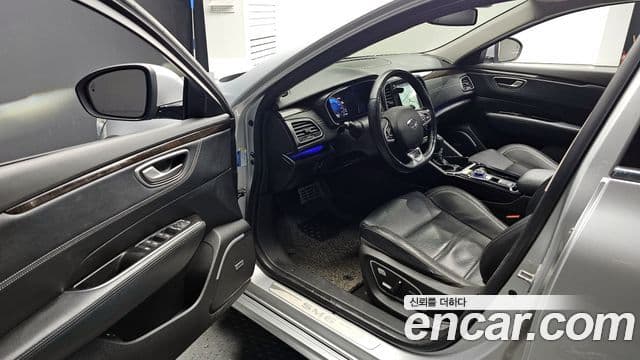 Renault Korea(Samsung) SM6 2.0 LPe RE (для людей с инвалидностью), 2016 10