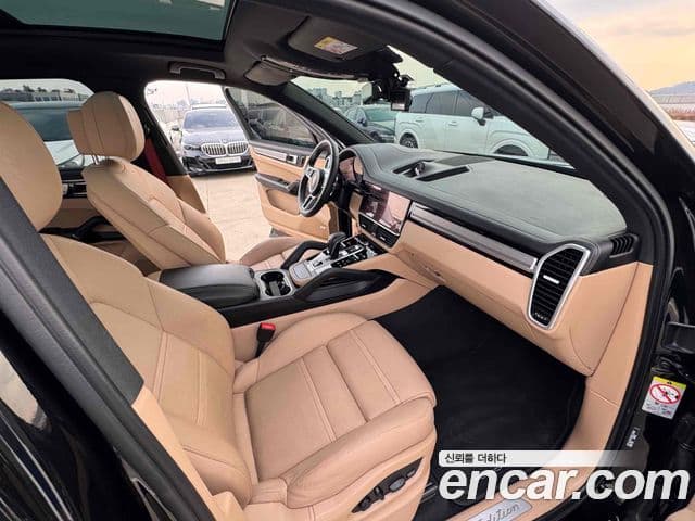Porsche Cayenne (PO536) 3.0 Platinum Edition, 2023 19