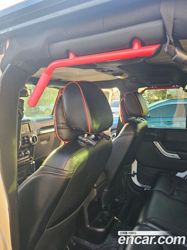 Jeep Wrangler (JK) 2.8 дизель Rubicon 4도어, 2015 13