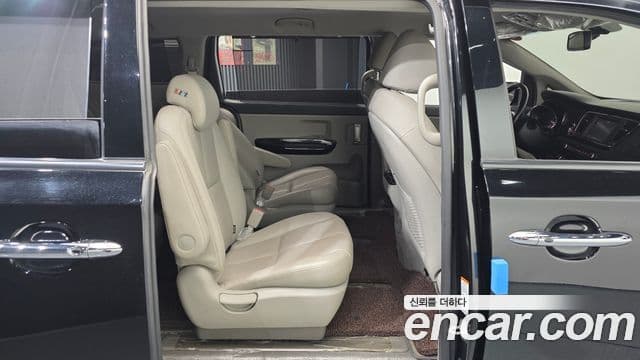 Kia The / новый New Carnival Special, 2019 12