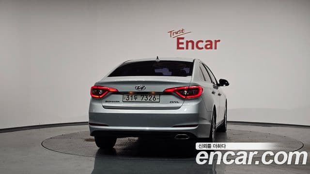 Hyundai LF Sonata 2.0 Smart, 2015 4