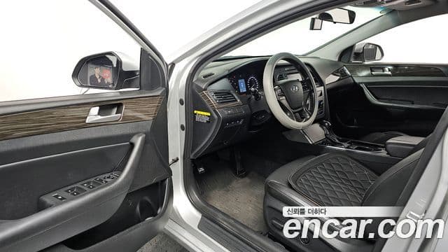 Hyundai LF Sonata 2.0 Smart, 2015 11