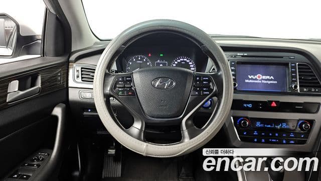 Hyundai LF Sonata 2.0 Smart, 2015 13