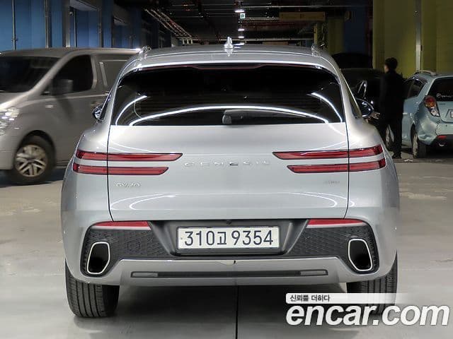 Genesis GV70, 2023 3