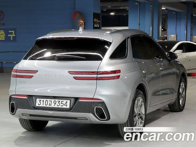Genesis GV70, 2023 4