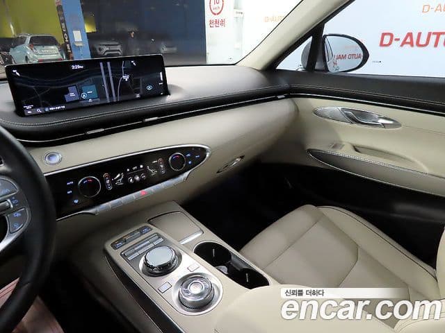 Genesis GV70, 2023 11