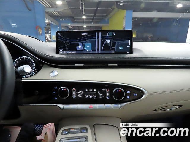 Genesis GV70, 2023 12