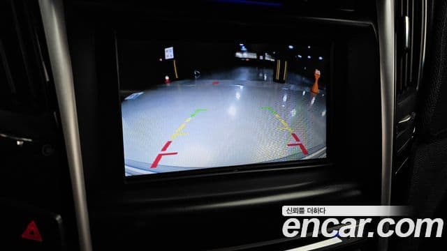 Hyundai YF Sonata Premier, 2010 15