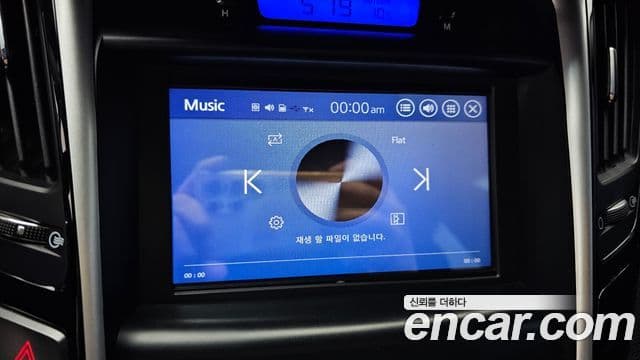 Hyundai YF Sonata Premier, 2010 16