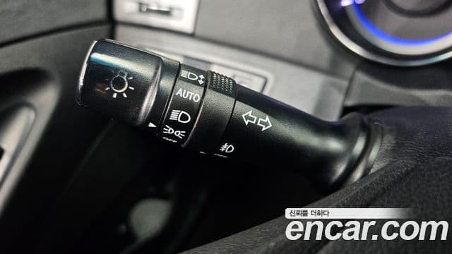 Hyundai YF Sonata Premier, 2010 18