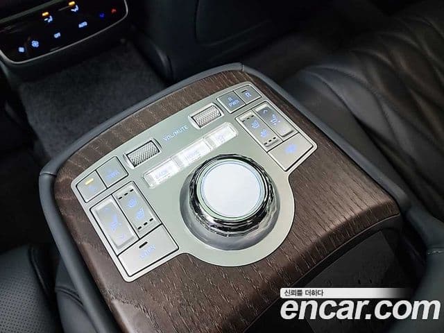 Genesis G80 (RG3) бензин 2.5 турбо AWD, 2025 14