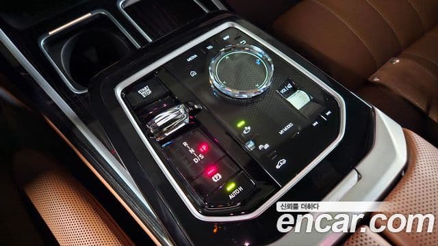 BMW 7시리즈 (G70) 740d xDrive M Sport, 2025 9