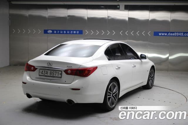 Infiniti Q50 Premium, 2015 2