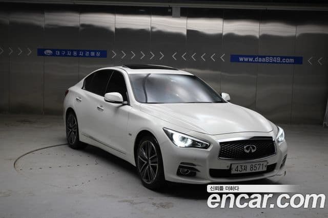 Infiniti Q50 Premium, 2015 3