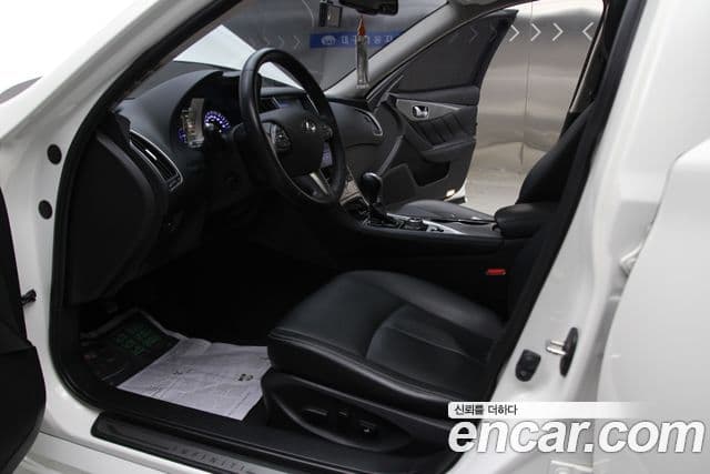 Infiniti Q50 Premium, 2015 11