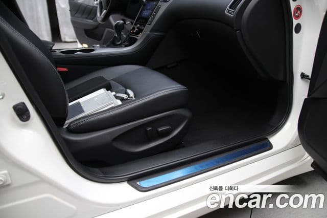 Infiniti Q50 Premium, 2015 15