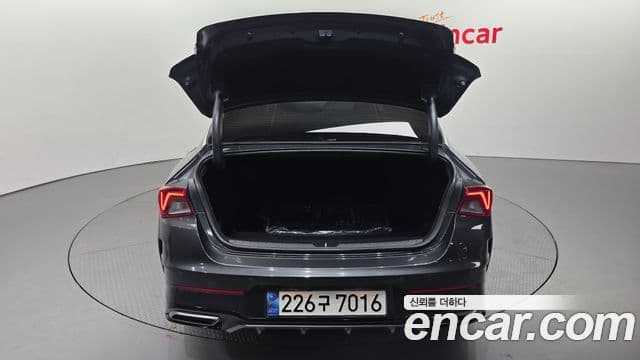 Kia K5 3세대 Prestige, 2021 20