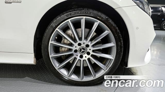 Mercedes-Benz E-класс W213 E450 кабриолет, 2019 все фото