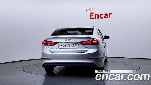 Hyundai Avante AD Style, 2016 4