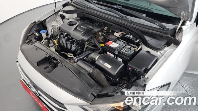 Hyundai Avante AD Style, 2016 6