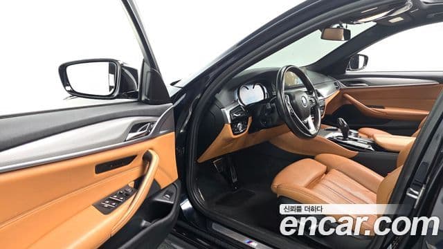 BMW 5시리즈 (G30) 520d xDrive M Sport, 2018 11