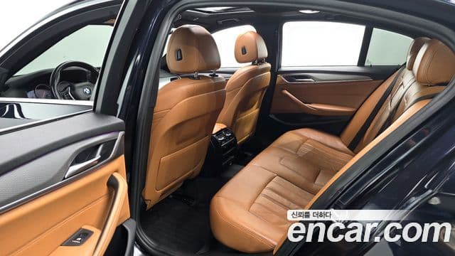 BMW 5시리즈 (G30) 520d xDrive M Sport, 2018 12