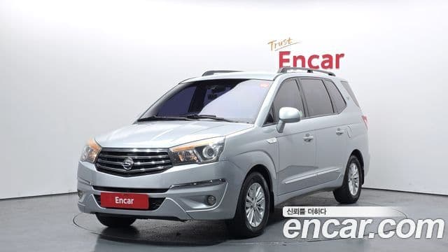 KG모빌리티(SsangYong) Korando 투리스모 2WD LT 11인승, 2014 1