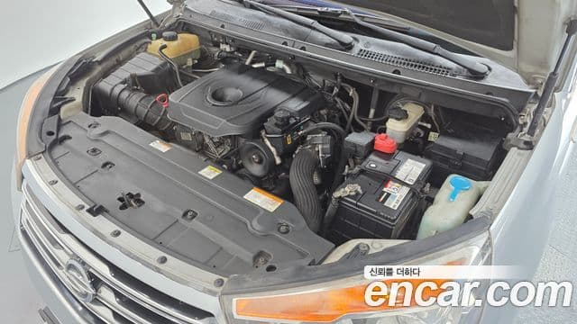 KG모빌리티(SsangYong) Korando 투리스모 2WD LT 11인승, 2014 6