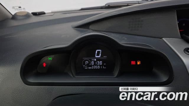 KG모빌리티(SsangYong) Korando 투리스모 2WD LT 11인승, 2014 8