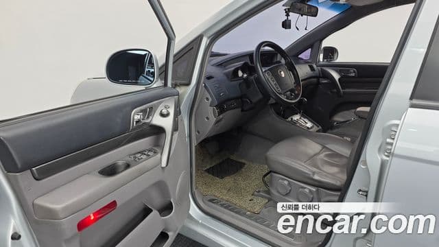 KG모빌리티(SsangYong) Korando 투리스모 2WD LT 11인승, 2014 11