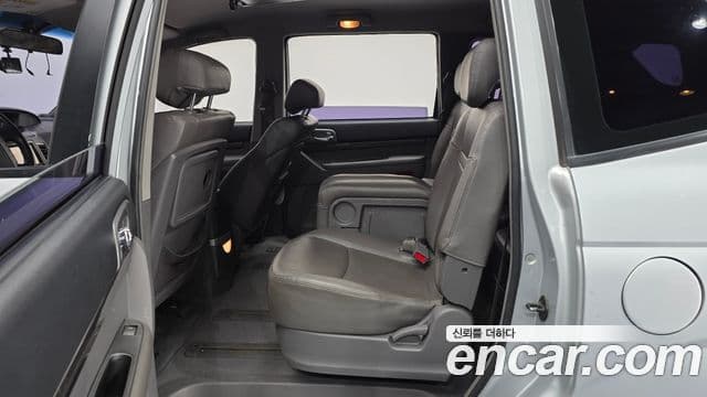 KG모빌리티(SsangYong) Korando 투리스모 2WD LT 11인승, 2014 12