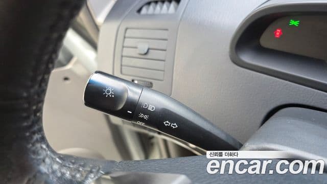 KG모빌리티(SsangYong) Korando 투리스모 2WD LT 11인승, 2014 19