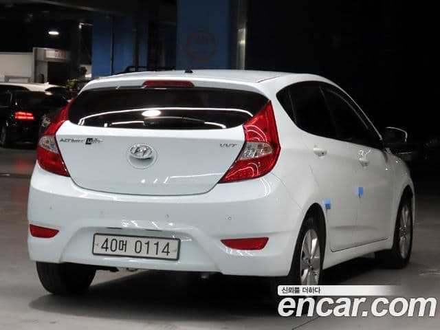 Hyundai Accent(новый кузов / новое поколение) Modern, 2016 4