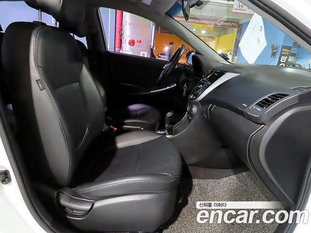 Hyundai Accent(новый кузов / новое поколение) Modern, 2016 8